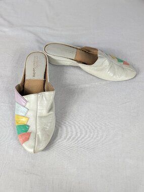Jacques Levine Womens Slippers Shoes White Rainbow Leather Made in Spain Sz 7?